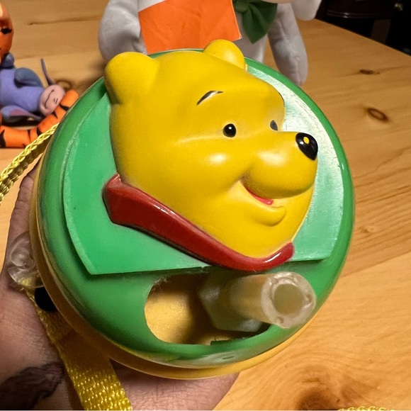 Misc. Disney Winnie the Pooh lot eeyore tiger Pooh bear piglet sippy cup Italy - Picture 6 of 7